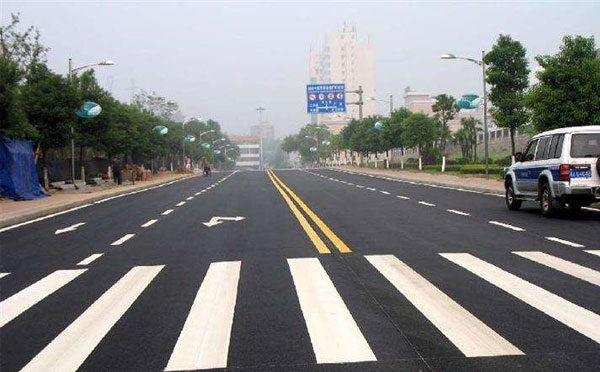 双湖标线涂料在双湖环氧地坪项目中的选择与应用